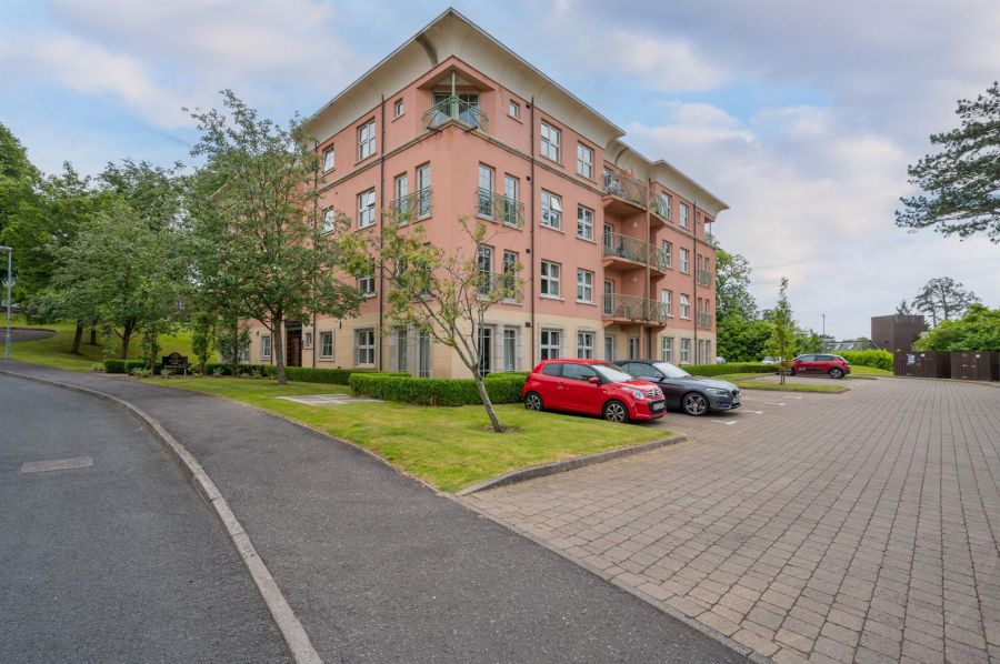 56 Danesfort, Malone