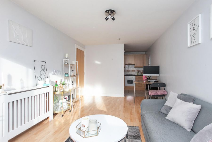 509 Margarita Plaza, 81 Adelaide Street