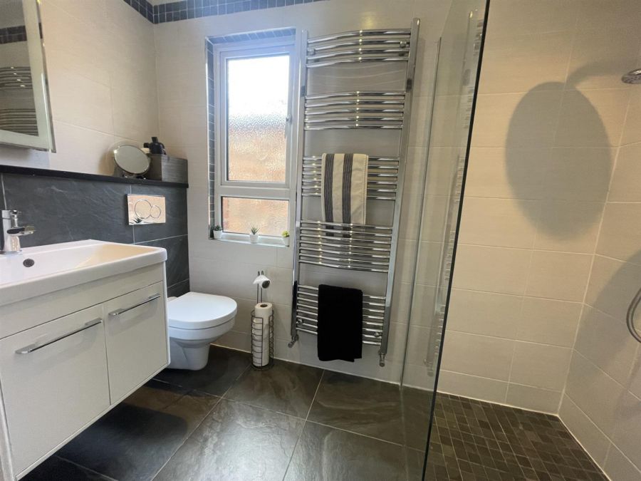 12 Adelaide Avenue, Lisburn Road