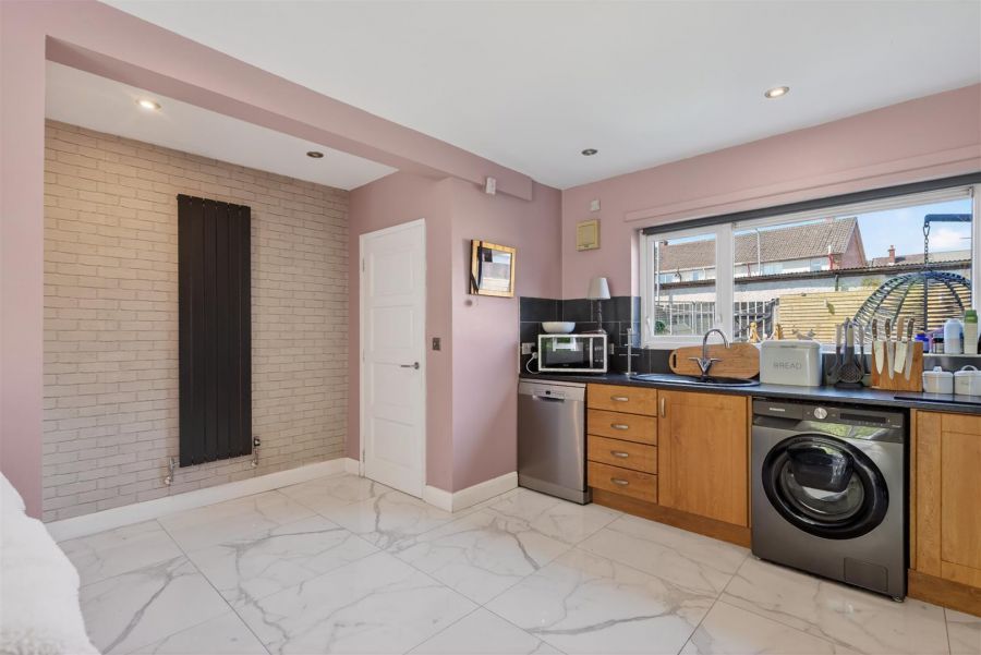 21 Riverside, Dunmurry