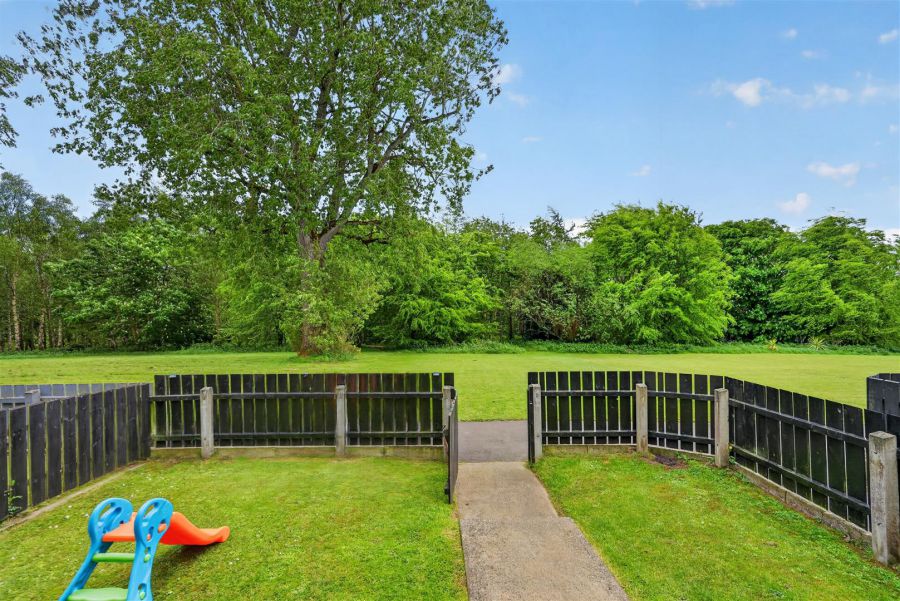21 Riverside, Dunmurry