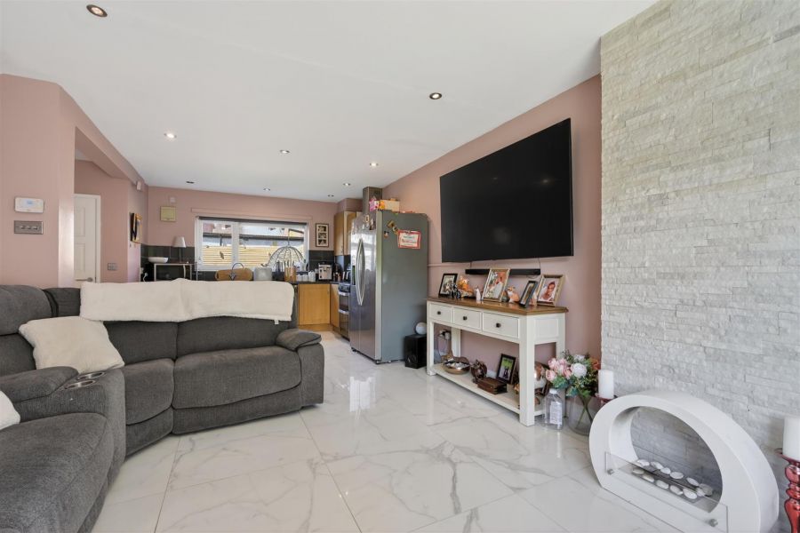 21 Riverside, Dunmurry