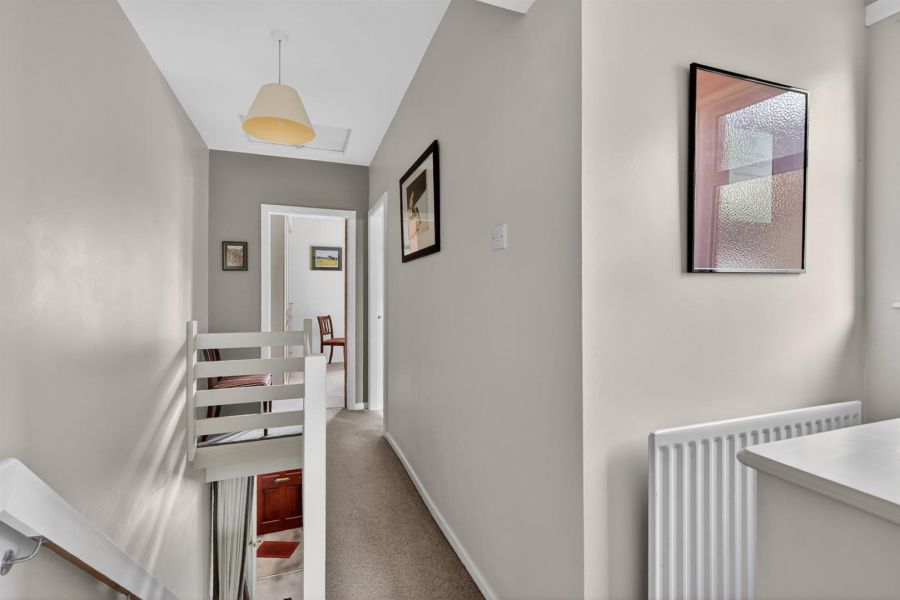 2 Marlborough Gardens