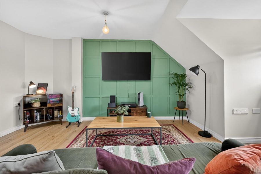 Apt 13, Sequoia Building 1, Redwood Grove