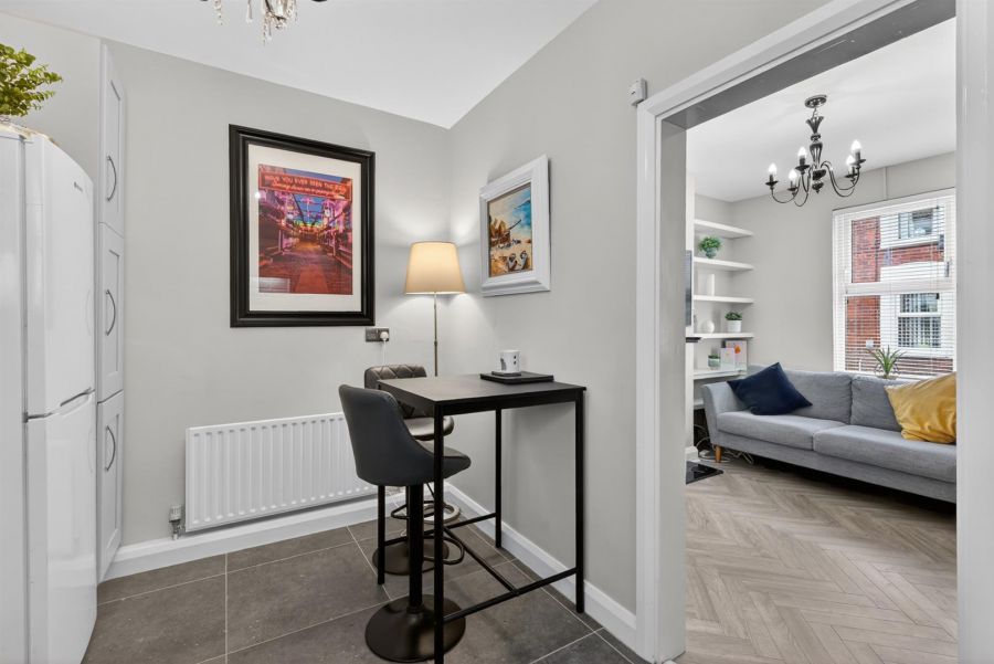 27 Hugh Street, Lisburn Road