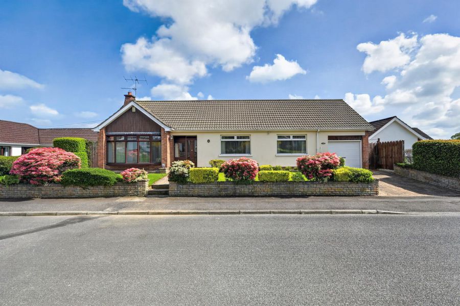 23 Clonmore Park