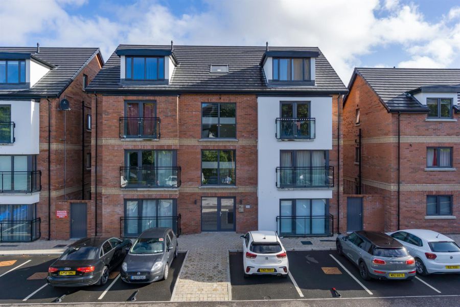 Apt 6, 1 Utility Street
