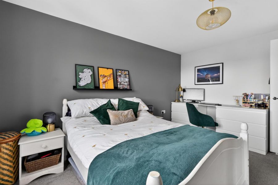 Apt 6, 1 Utility Street