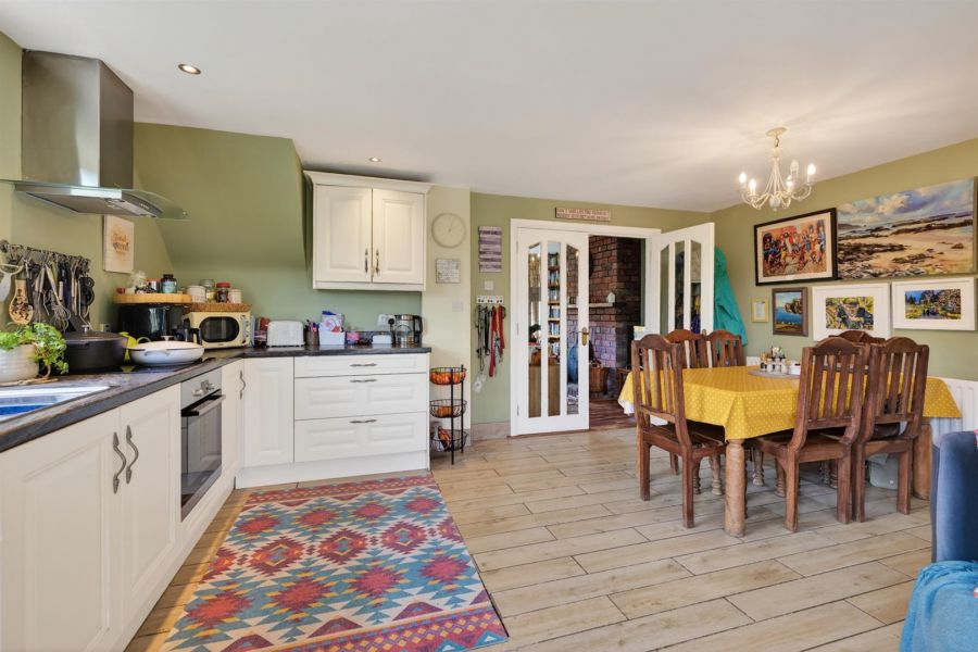 27 Glendun Park