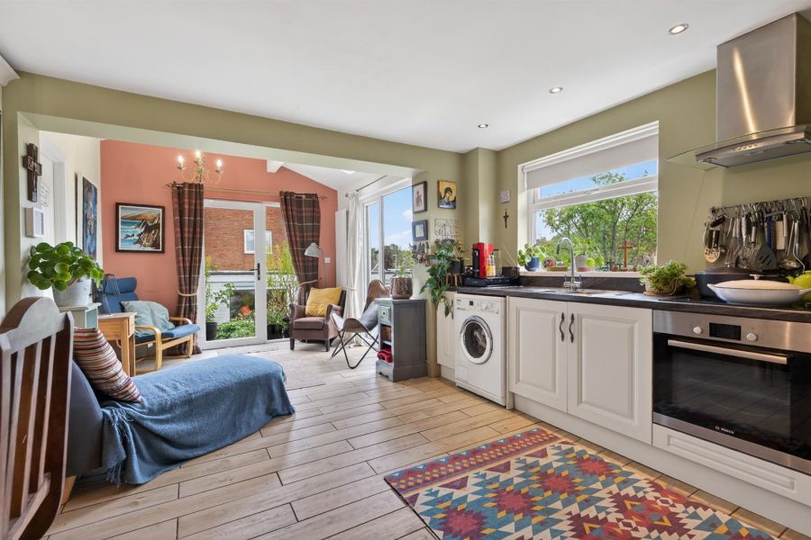27 Glendun Park