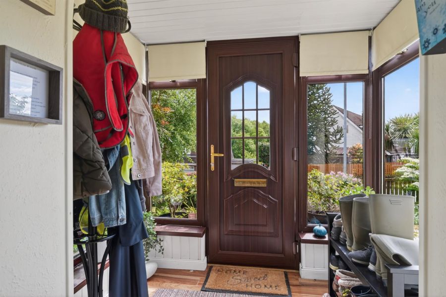 27 Glendun Park