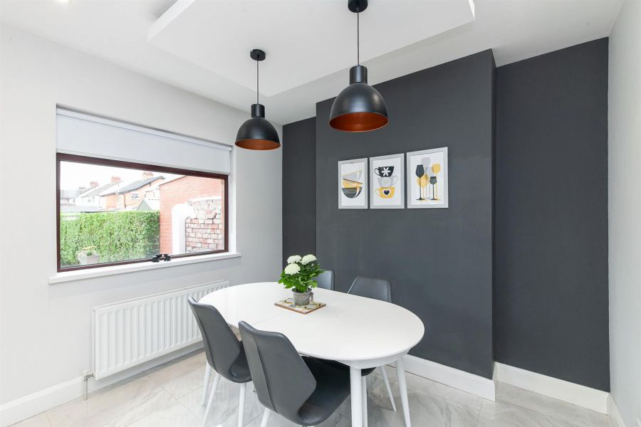 22 Locksley Gardens