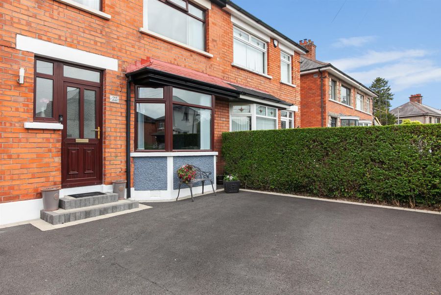 22 Locksley Gardens
