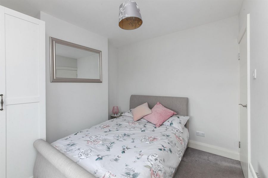 22 Locksley Gardens