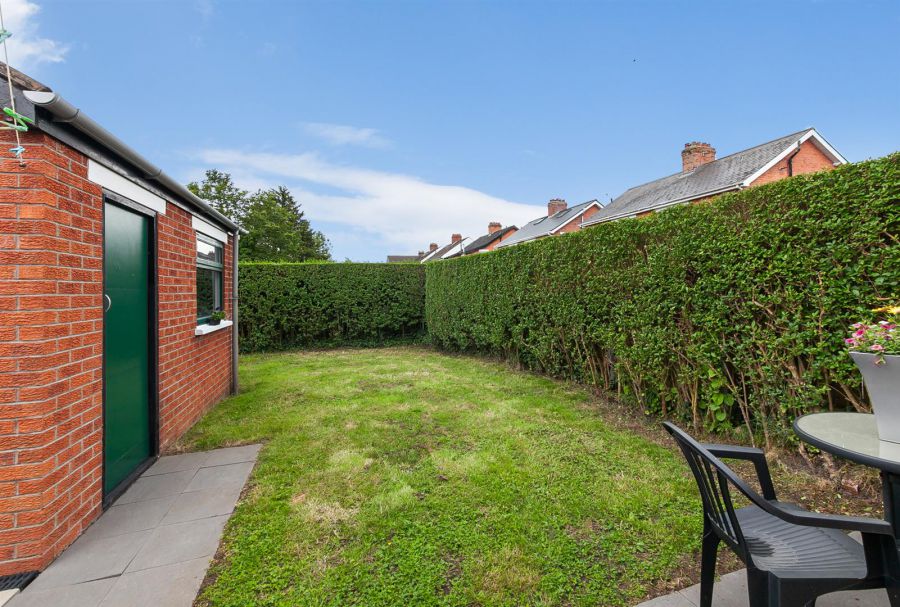 22 Locksley Gardens