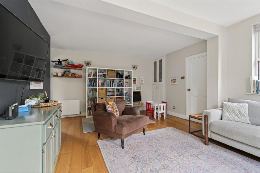 57 Myrtlefield Park