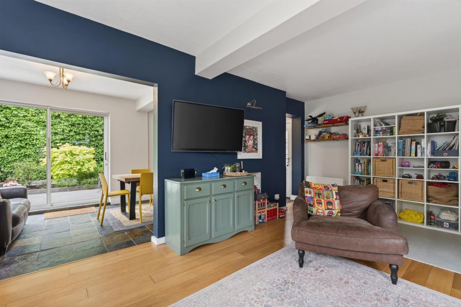 57 Myrtlefield Park