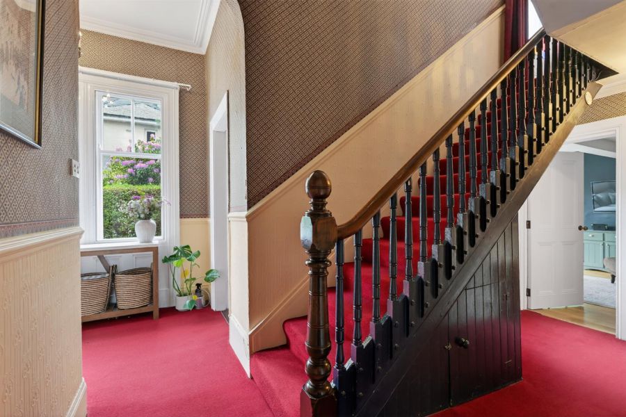57 Myrtlefield Park