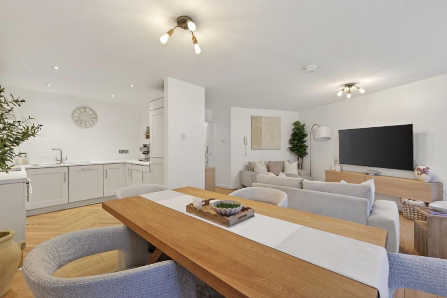 Apt 17 Park Royal 841A Lisburn Road