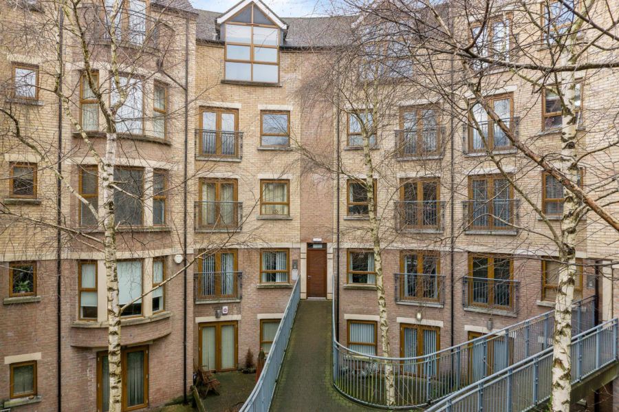 Apt 17 Park Royal 841A Lisburn Road