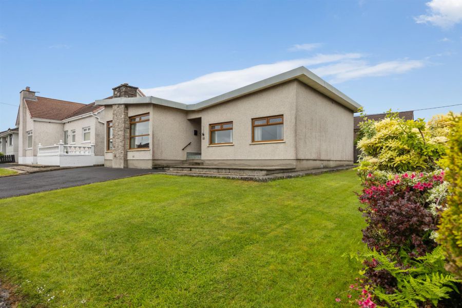 16 Glennor Crescent