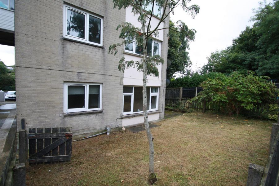 27 Hillcrest Drive