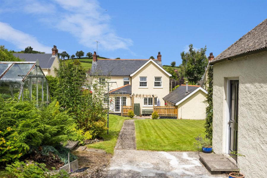 54 Ballymaglave Road