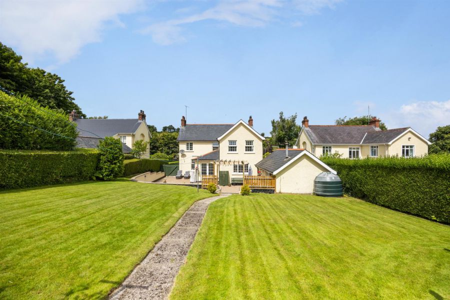 54 Ballymaglave Road