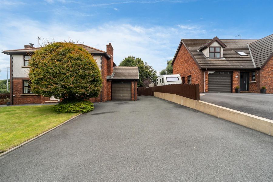 1 Willow Bank