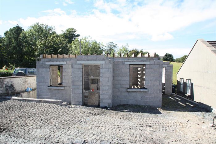 Partially Constructed, 7 Dree Hill