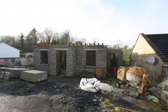 Partially Constructed, 7 Dree Hill