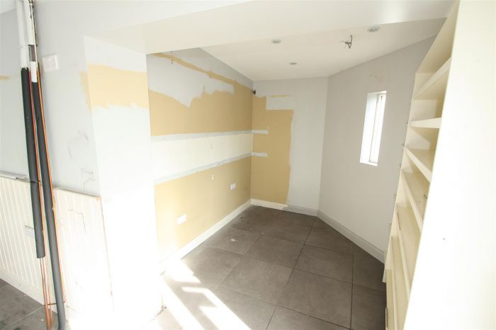 4 Hillsborough Road