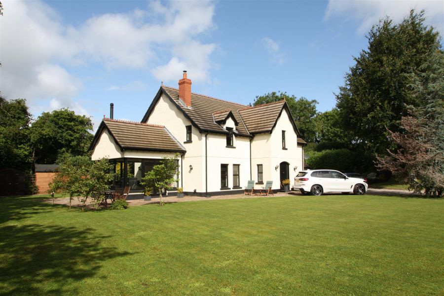 Islandhill, 66a Moss Road