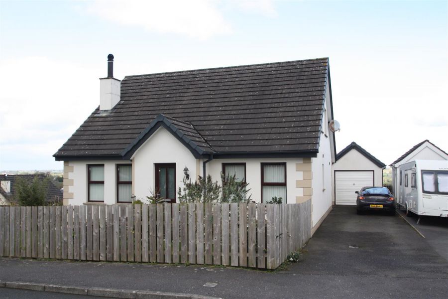 12 Hawthorn Hill