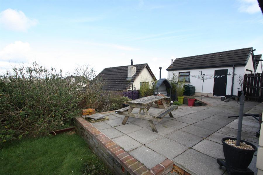 12 Hawthorn Hill