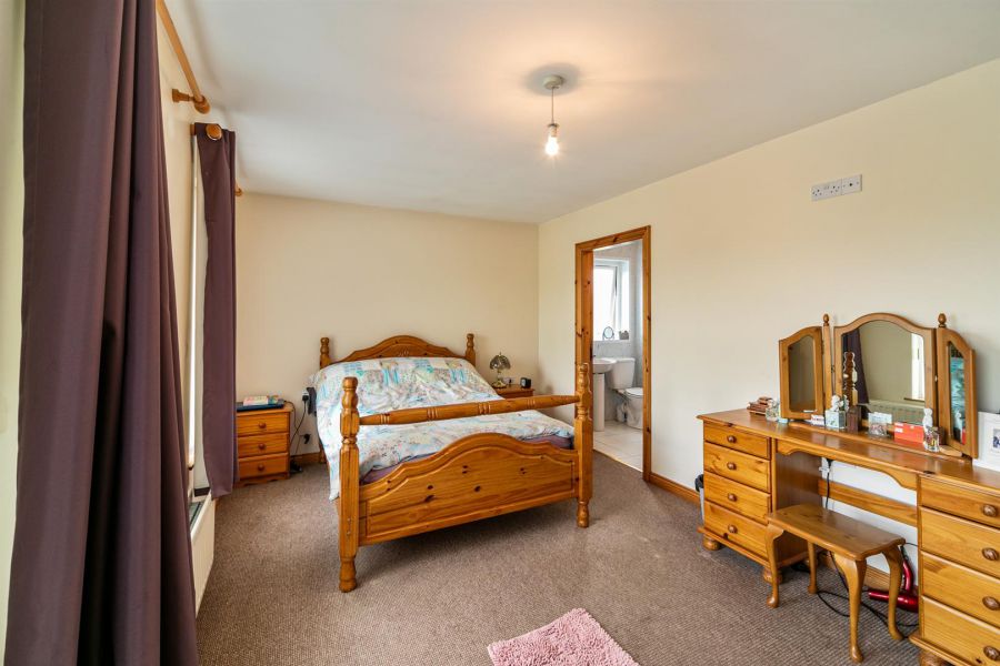 4 Mossvale Road