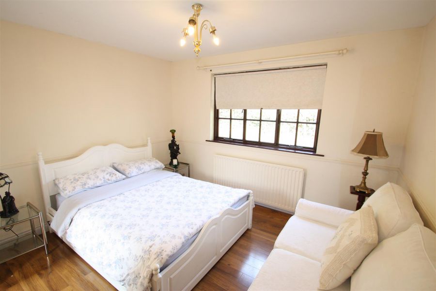 6 Seaforde Road