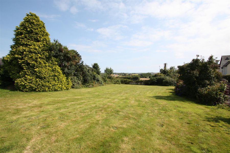 6 Seaforde Road