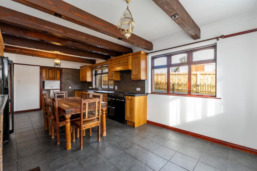 12 Newcastle Road