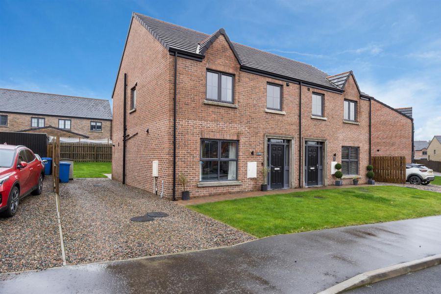 20 Edengrove Park North