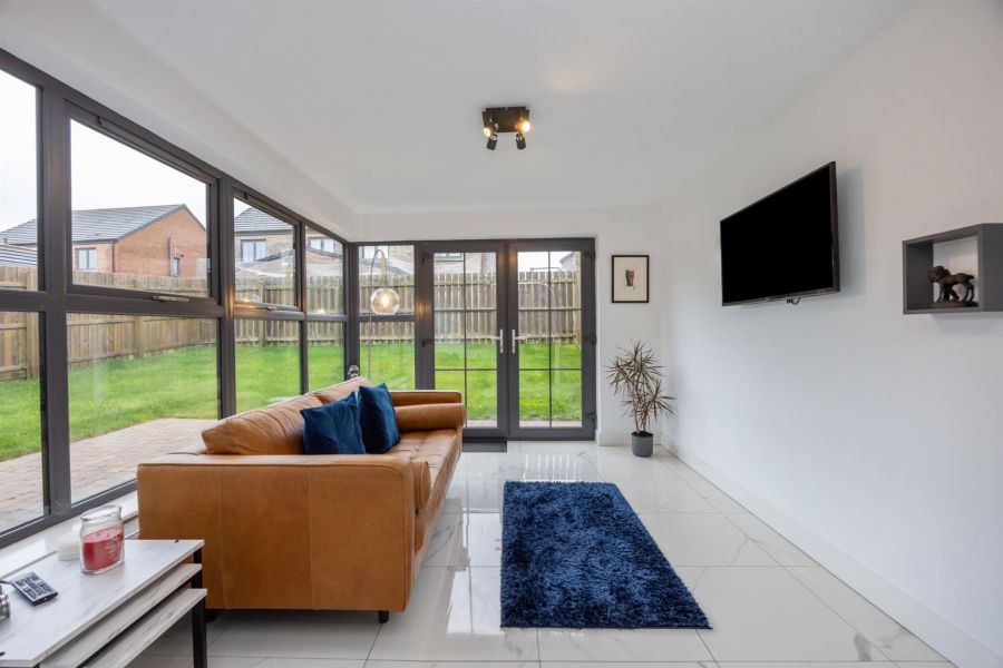 20 Edengrove Park North