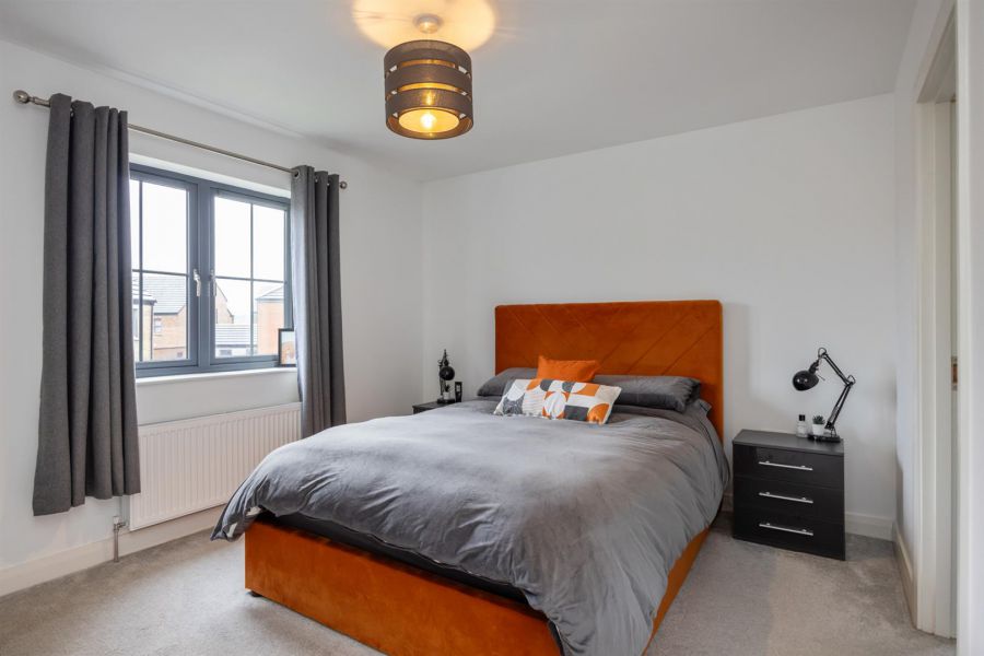 20 Edengrove Park North