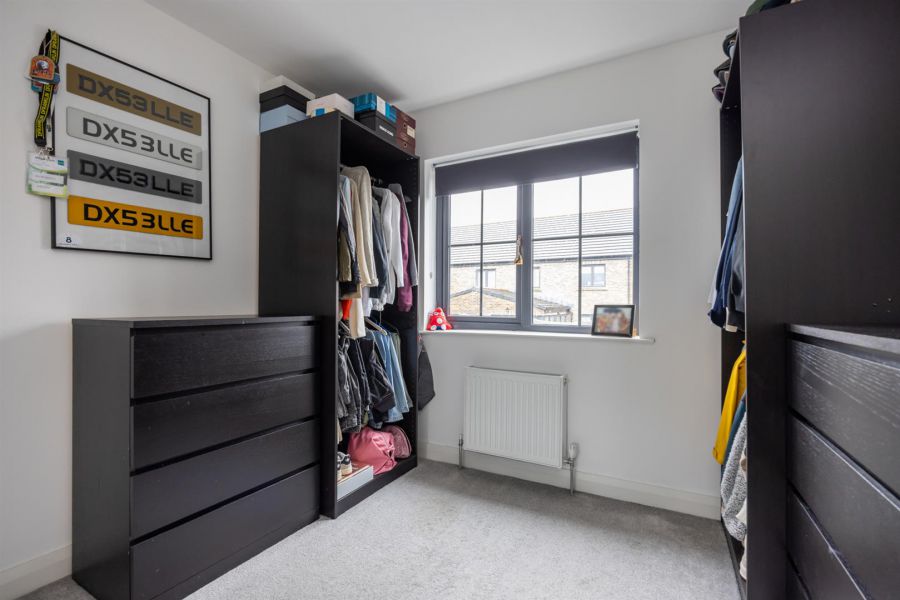 20 Edengrove Park North