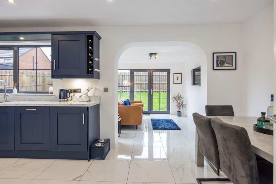 20 Edengrove Park North