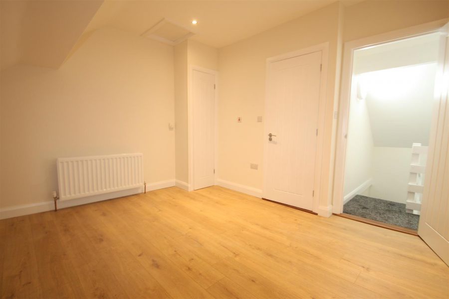 9 Belfast Road