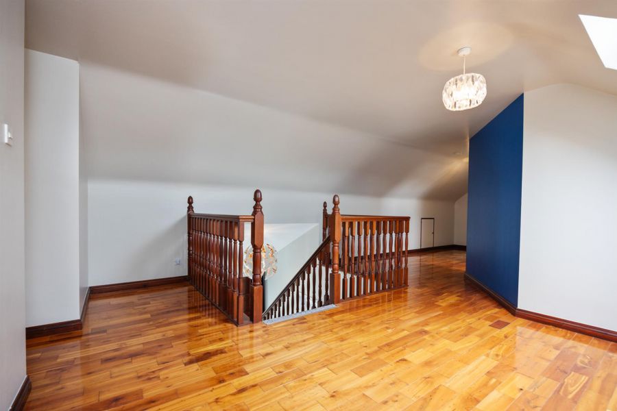 5 Seavaghan Road
