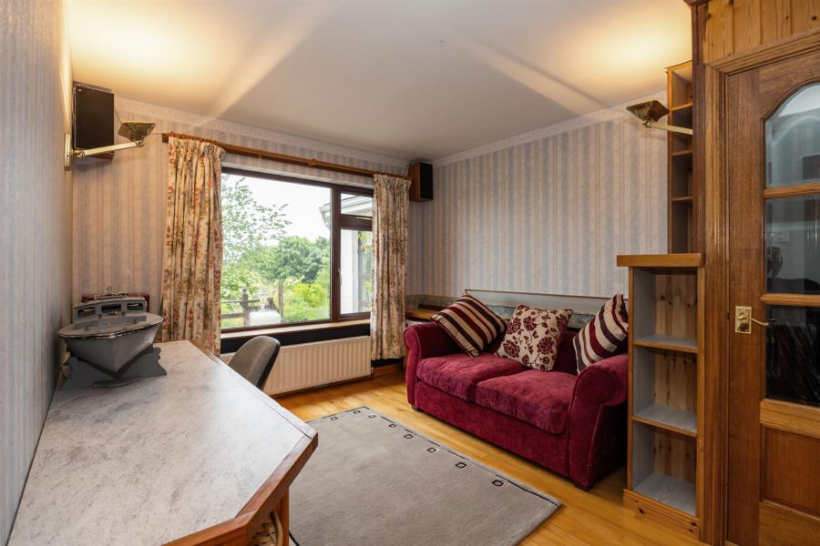 76a Magheraknock Road