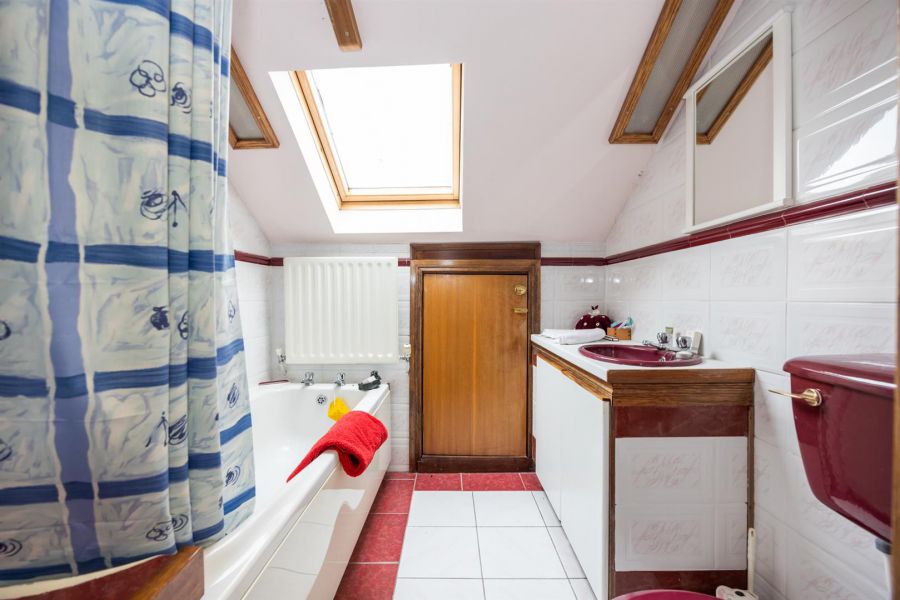 76a Magheraknock Road