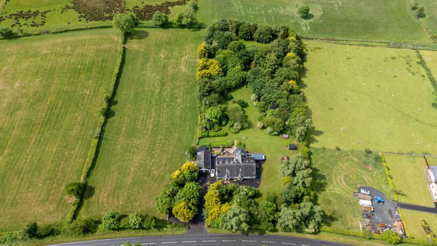 76a Magheraknock Road
