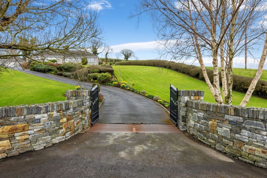 144 Thornyhill Road